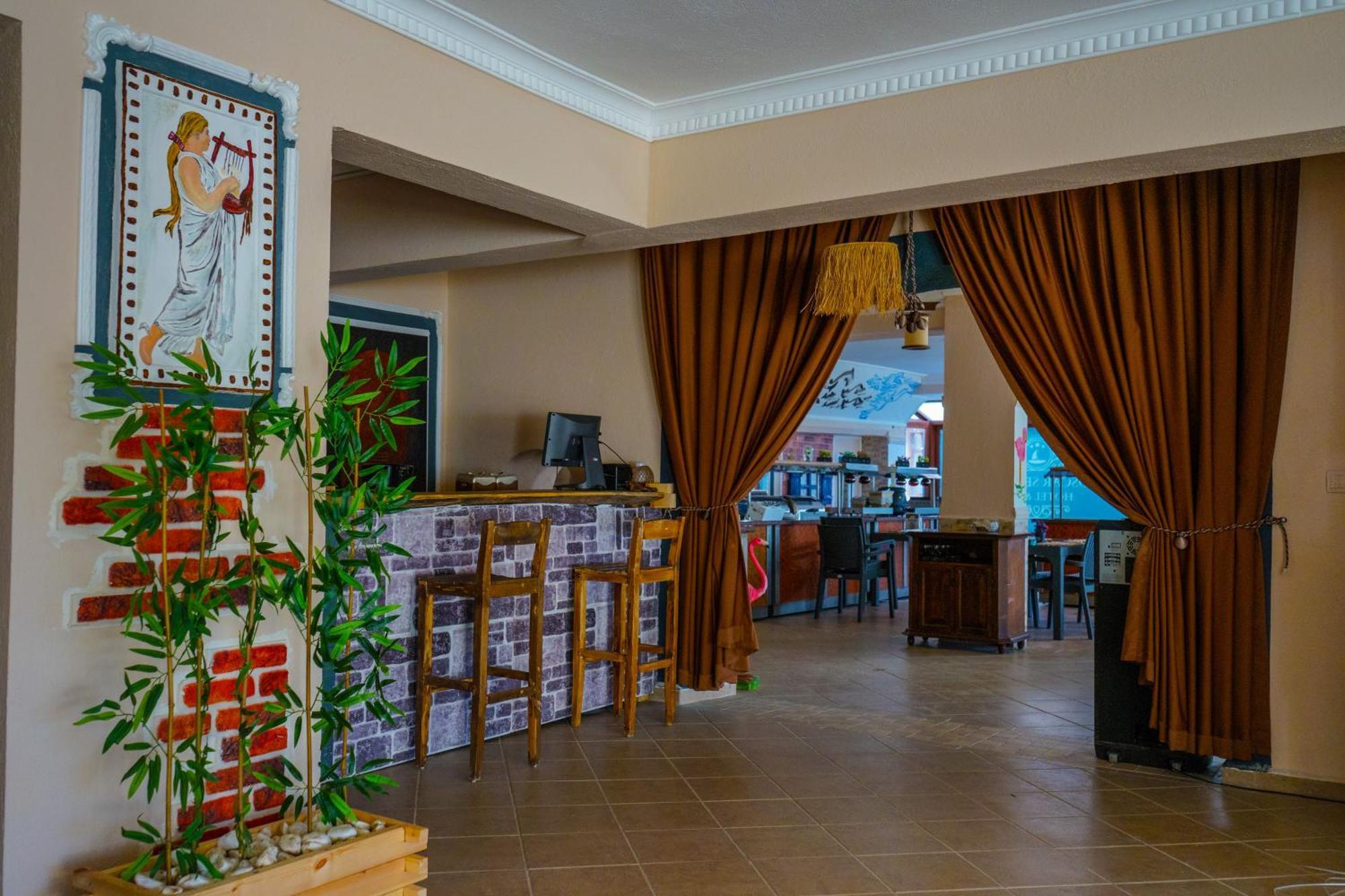 Club Aquarium Hotel & Spa Guvercinlik  Exterior photo